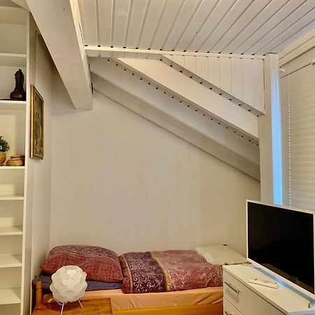 Ruhige Wohnung An Der Uni Düsseldorf Buitenkant foto